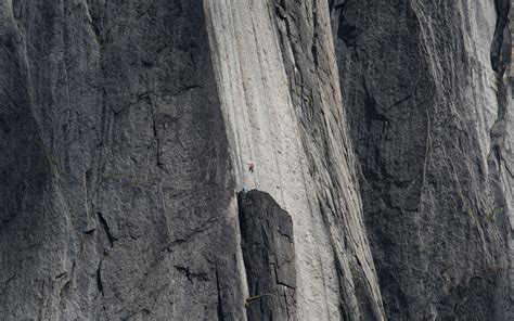 Microsoft Windows Windows 10 Rock Climbing Rock Cliff Nature