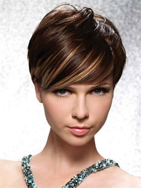 Well with hairstyle, at least once in. Caramel Highlights For Short Hair | Use Caramel And Blonde ...