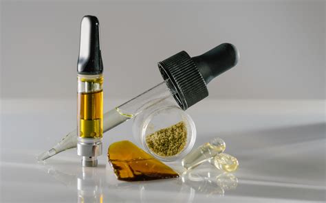 What Are Cannabis Concentrates Oils And Extracts Leafly