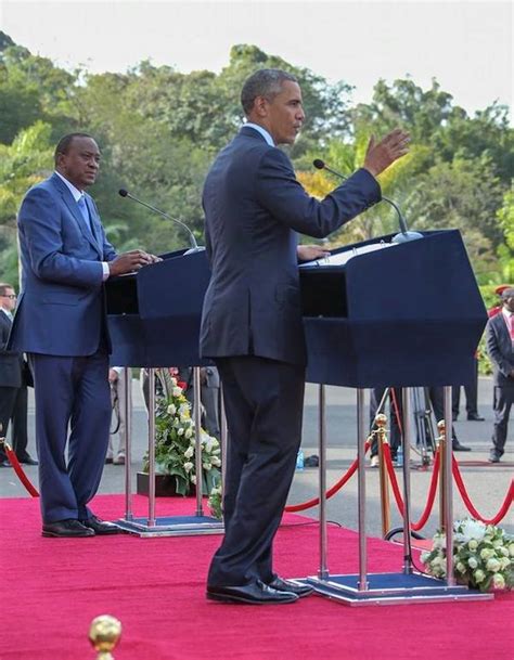 President uhuru kenyatta stepping out of the presidential jet, fokker 70 er, alias harambee one. President Barack Obama and President Uhuru Kenyatta At ...