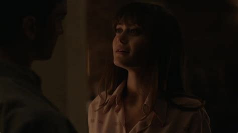 Ella Purnell Hot Scene Sweetbitter S01e03 2018 NUDE Mainstream Sex