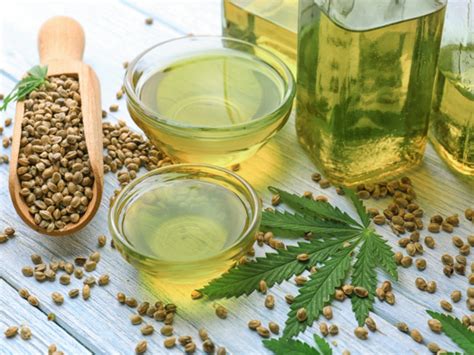Hemp Oil Benefits Usage And Side Effects Organic Facts