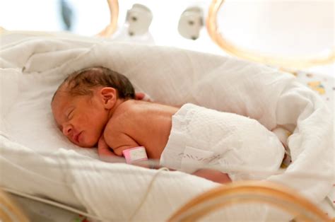 7 Amazing Facts About Premature Babies That You Had No Clue About
