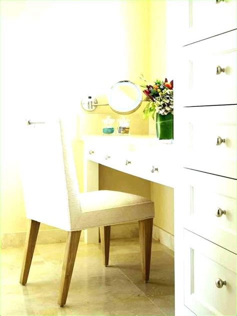 With wooden shelves on the back to hold your stuff and a reasonable table. 36 DIY Corner Makeup Vanity Table Decor Ideas - Beauty ...