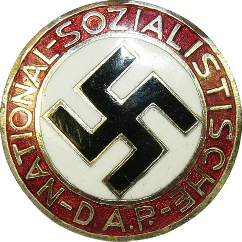 Национал социалистическая партия нсдап. Партия NSDAP. Флаг партии НСДАП. НСДАП ипучий. НСДАП партийрик.
