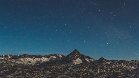 Wallpaper Mountains Starry Sky Night Stars Peak Snowy