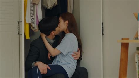 Can yeong joon accept the fact that mi so no longer wants to work for him or will he get the wrong idea? 4 Unforgettable Kiss Scenes From "What's Wrong With ...