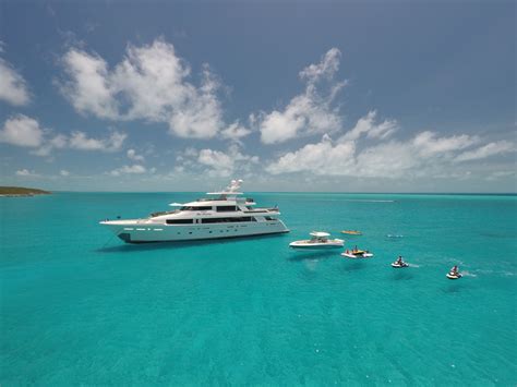 Caribbean Winter Vacations 2020 And 2021 Safe Luxury Yacht Charter Escapes To Usvi Antigua