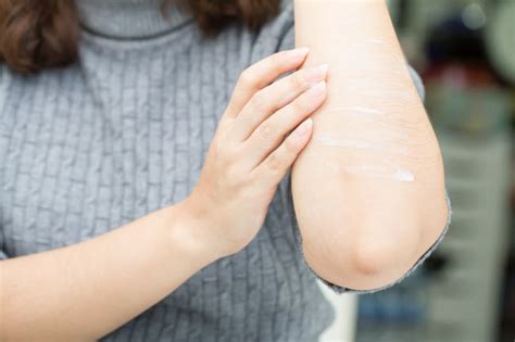 What Causes Crepey Skin And How To Get Rid Of It Naturally