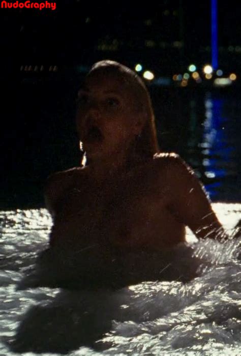 Anna Faris Topless From Whats Your Number Picture