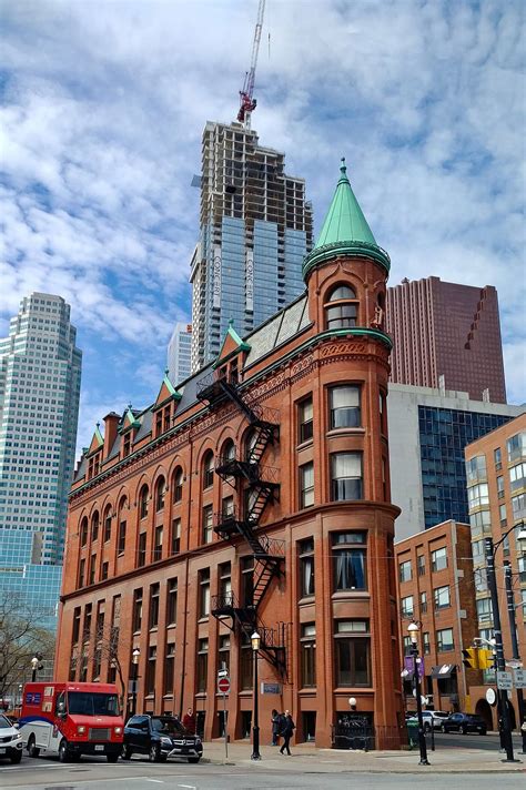 The history of the Flatiron Building in Toronto