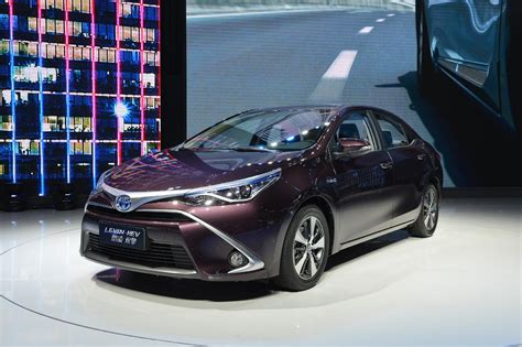 Toyota Highlights Local Hybrid Development At Auto Shanghai 2015