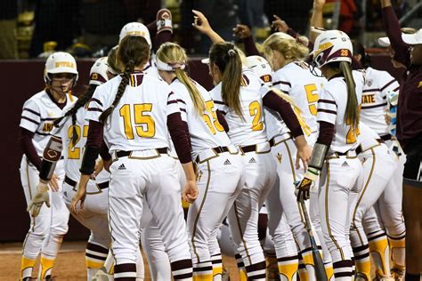Asu Softball Th Ranked Sun Devils Set Off Fireworks With The Bats