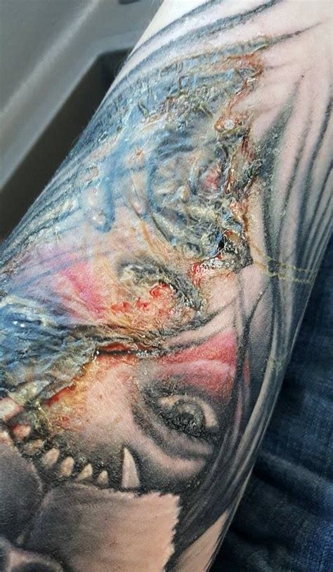 How to tell if your tattoo is infected. My (probably) infected new tattoo | Infected tattoo ...