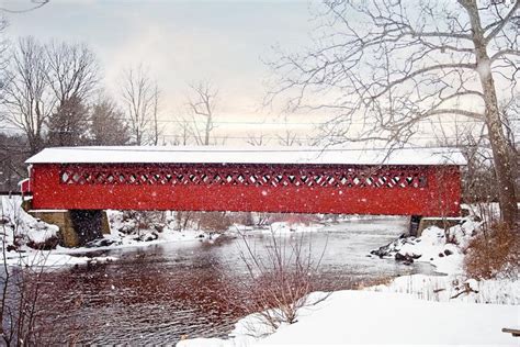 Burt Henry Covered Bridge Bennington Vermont Covered Bridges