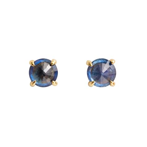 A Beautiful And Classic Wear Them All The Time Stud Sapphire