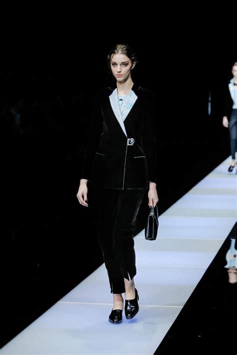 Giorgio Armani Fw15 Fashion Inner