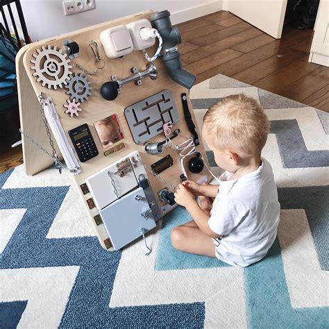 Podwójna rozkładana tablica manipulacyjna Woobiboard Baby activity
