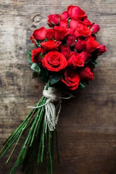 Long Stem Red Roses Red Roses Flowers Beautiful Flowers