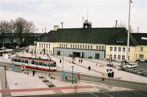 Das hallenbad in eickel macht dicht. Stadt Herne -Herne begrüßt die Reisenden an zwei Bahnhöfen