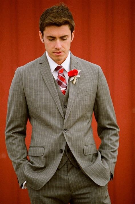 30 Trajes de Novio Modernos, Clásicos e ¡Increíbles!