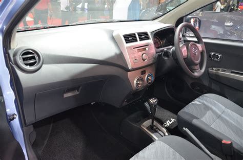 Daihatsu Ayla Interior