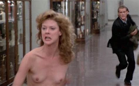 Jo Beth Williams Nude Boobs In Kramer Vs Kramer Movie FREE VIDEO
