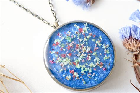 Real Dried Flowers In Resin Necklace Thick Silver Circle In Blue Red