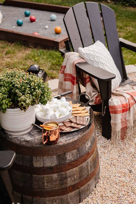 8 Fall Decor Fire Pit Ideas For A Cozy Backyard Party Design It