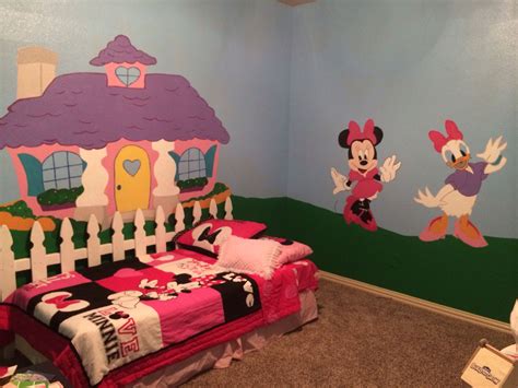Pin By Jessica Spurlock Nichols On Kids Room Minnie Mouse Bedroom