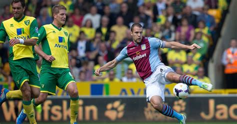 Aston Villa Ron Vlaar Says Paul Lambert Will Keep Rivals Guessing When It Comes To Tactics