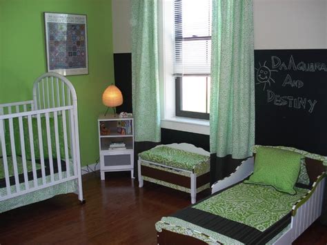 Design a perfect baby nursery with these ideas for using color and accessories in creative ways. Share Tactics: Great Ideas for Shared Kids' Rooms