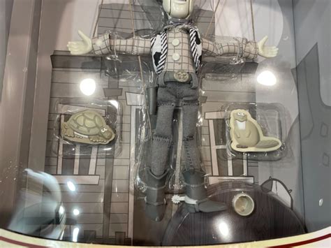 Photos Toy Story 2 Woodys Roundup Marionettes Arrive At Walt Disney