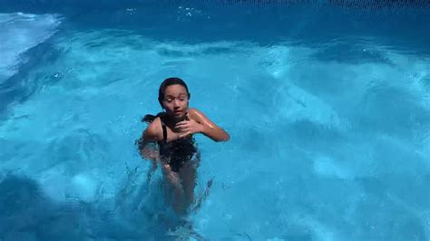 Esse vídeo é o desafio da piscina com a minha namorada carol moura, onde ganha quem construir a piscina e decoração. Desafio da Piscina 😍Parte 2 - YouTube