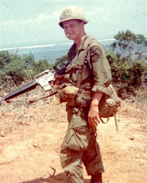 Virtual Vietnam Veterans Wall Of Faces Daniel M Mobley Army