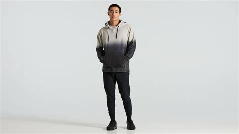 Mens Legacy Spray Pull Over Hoodie