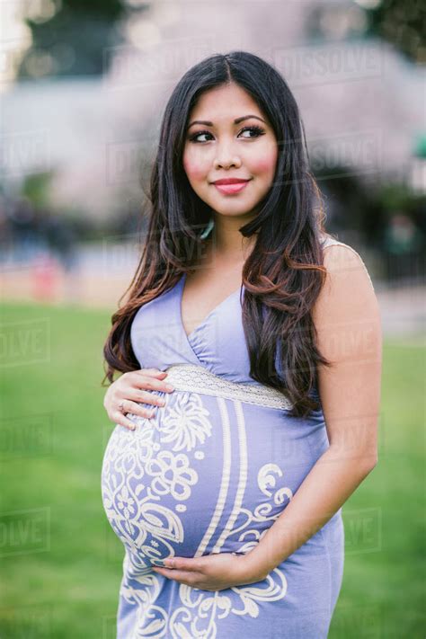 asian pregnant belly pictures