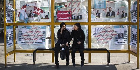 Iranians cast their ballot for the presidential elections at a polling station in tehran, iran, on may 19 this could be promising for the further participation of women in the labour force, political process. Iran : 58% de participation aux élections