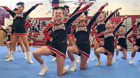 Cheerleading Gets Its Due As A High School Varsity Sport Newsday