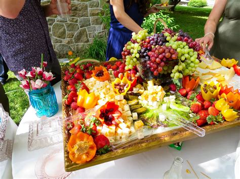 Cheese And Grape Platter Wedding Appetizers Wedding Bar