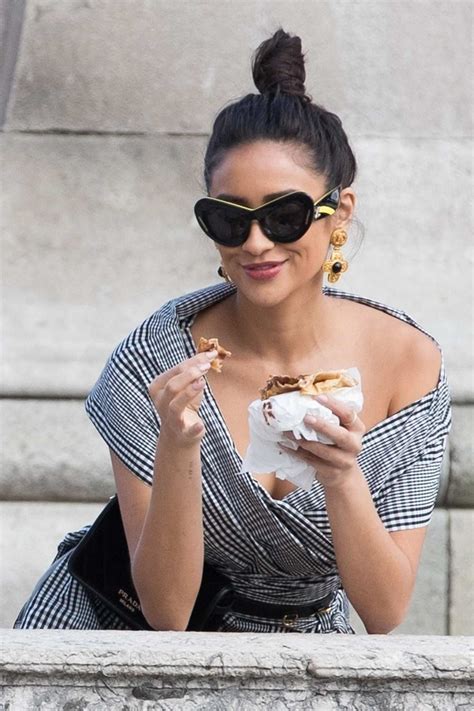 Pin By Jay G On Celebrity Crush Celebrities Shay Mitchell Cat Eye Sunglasses