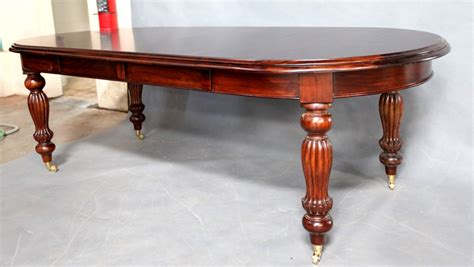 Solid Mahogany Wood Fluted Leg Oval Extension Dining Table Antique