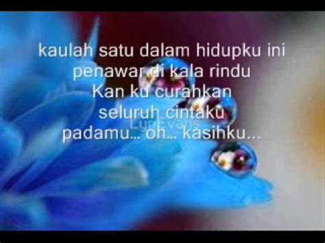 I realkly want the chords 4 that song. MAY - Sketsa Sebuah Cinta (lirik) - YouTube