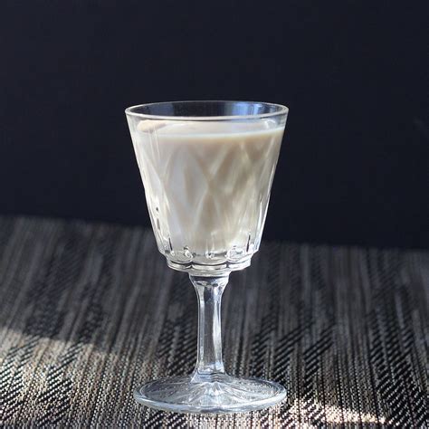 Reviewed by millions of home cooks. Cookistry: Home Made Irish Cream Liqueur (With images) | Irish cream liqueur, Irish cream, Liqueur