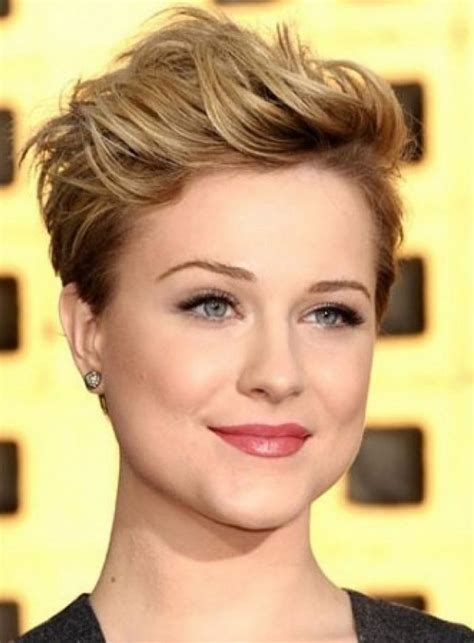 That's where short hairstyles for thick hair come in. Short Hairstyles for Women Over 40 with Square Faces ...
