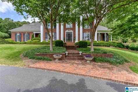 Historic southern style houses are some of the most beautiful homes ever built in this country. CUSTOM SOUTHERN PLANTATION STYLE HOME ON OVER FIVE ACRES ...