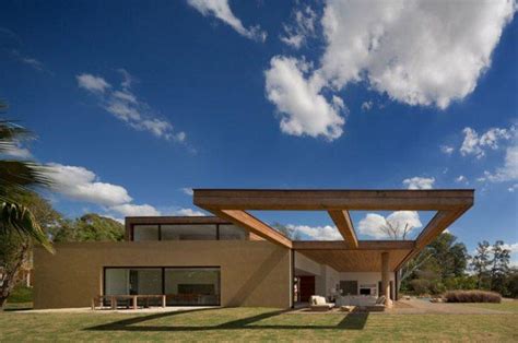 Beautiful Contemporary Summer House Design In Brazil Founterior