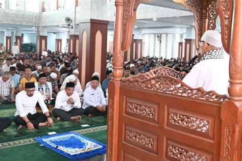 Warga Kuningan Gelar Salat Gaib Dan Doa Bersama Bagi Warga Palestina