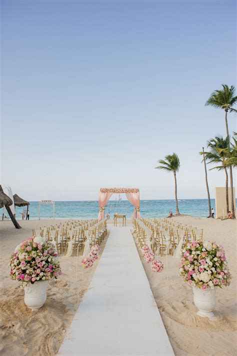 Romantic Sunset Beach Wedding Reception Wedding Arch Decoration Ideas