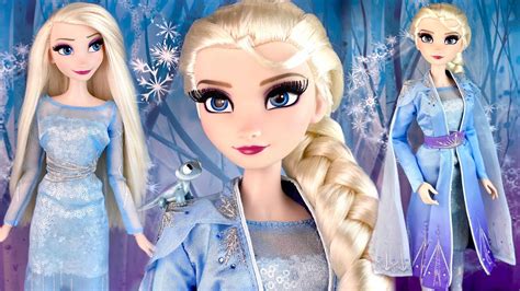 Queen Anna And Elsa Limited Edition Collectors Dolls From Disneys Frozen Town Green